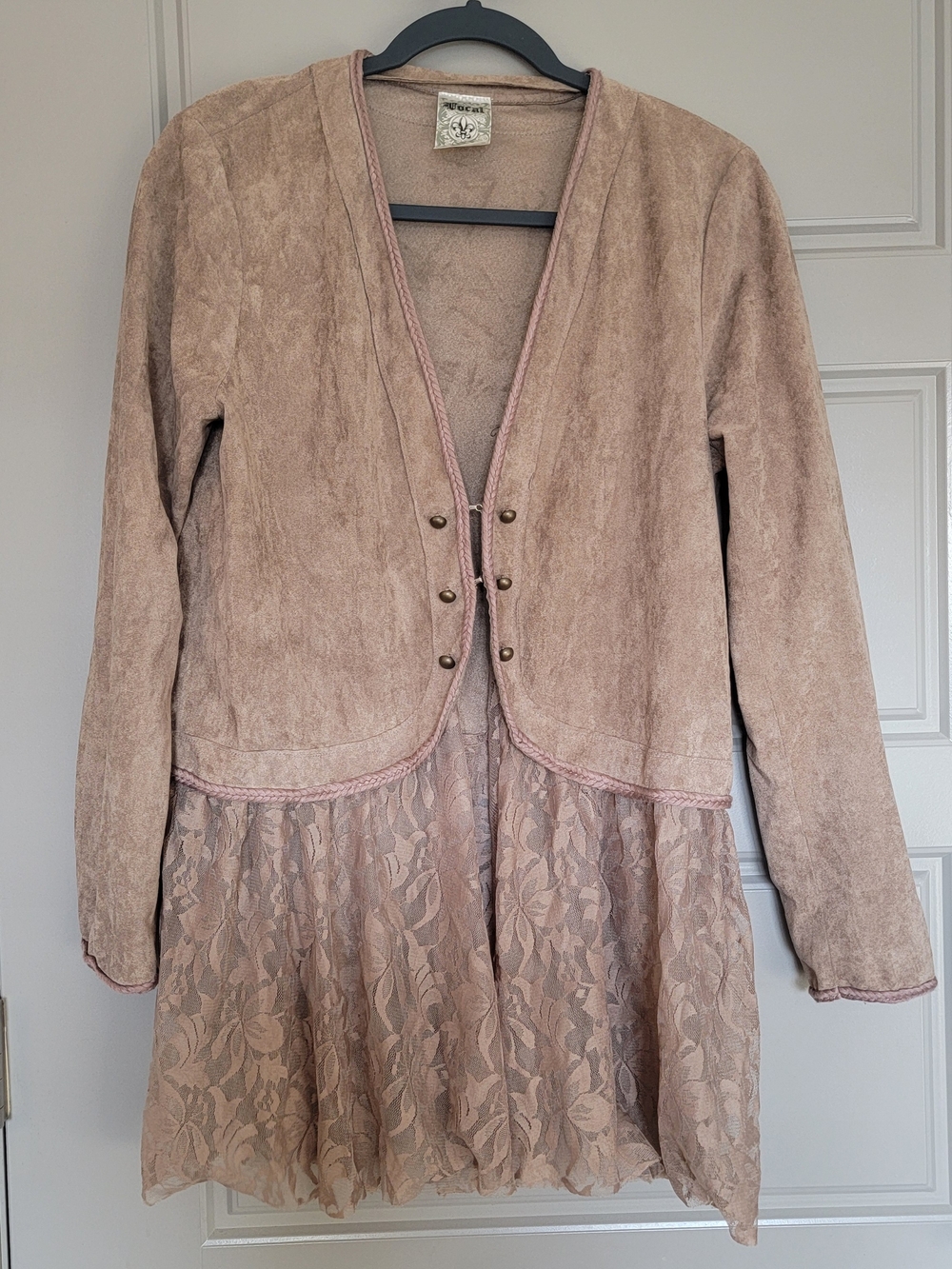 Vocal Tan Suede Look with Lace-Trim Jacket